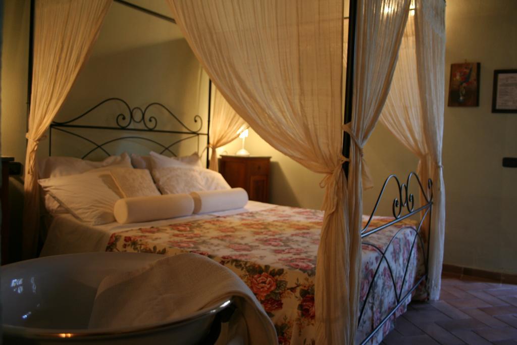 Villa Antico Casale Pozzuolo Seggiano Habitación foto